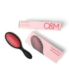 O&M Detangling Brush Brushes